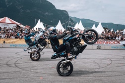 BMW Motorrad Days 2025: mais de 40 mil fãs celebraram a cultura das duas rodas nos Alpes