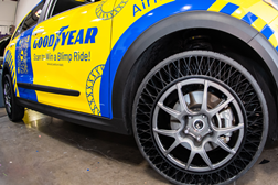 Cronologia da tecnologia da Goodyear   - Da tração animal à eletrificação