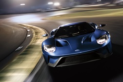 Ford GT regista velocidade máxima e voltas mais rápidas de todos os Ford fabricados em série até à data