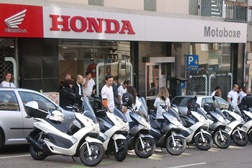 Concessionário Honda: Motoboxe distinguido