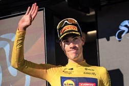 Juan Ayuso vence no Malhão e conquista a 52.ª Volta ao Algarve