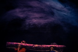Teatro: “Do Bosque para o Mundo” explica às crianças a crise dos refugiados em Guimarães