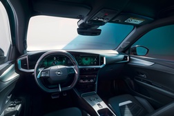 Novo Opel Mokka: experiência digital de infoentretenimento de primeira classe - Cockpit baseado na Snapdragon® Cockpit Platform de nova geração e na Snapdragon® Auto Connectivity Platform da Qualcomm