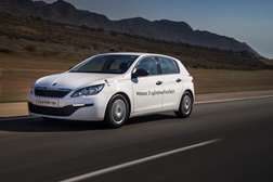 Recorde de consumos para o PEUGEOT 308 com o motor de  três cilindros turbo a gasolina PureTech!