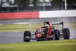 Henrique Chaves enfrenta este fim-de-semana o circuito de Nurburgring