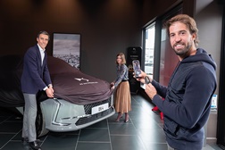 António Félix da Costa agora aos comandos de um DS 4 e-Tense - Para as suas deslocações pessoais