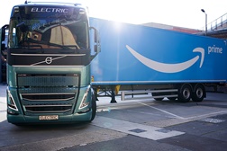 Amazon Alemanha vai utilizar 20 camiões Volvo FH totalmente elétricos - Estima-se que façam 1 milhão de quilómetros anualmente