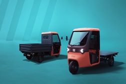 TRIS é o primeiro veículo elétrico de três rodas da FIAT - FIAT Professional revoluciona micromobilidade nas entregas B2B last mile sustentáveis