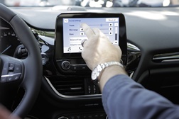 Ford e Spotify apresentam a música perfeita para ouvir no carro