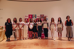 “Meninas na Ciência powered by Barbie" atribui prémio a projeto sobre “Indução Eletromagnética”