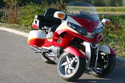 Lazareth Auto Moto apresenta uma Honda 1800 Goldwing tipo “MP3”