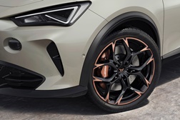 Novo Cupra VZ5 - Formentor com coração de cinco cilindros - Motor 2.5 TSI com 390CV e binário de 480Nm 