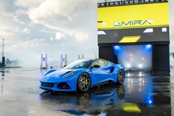 Goodyear desenvolve Eagle F1 Supersport o novo Lotus Emira - Um desenvolvimento exclusivo para este modelo