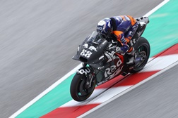 MotoGP – Quartararo continua imparável e Miguel Oliveira a menos de 8 décimas do topo