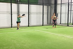 Padel Night Out: o primeiro torneio de padel à noite acontece em Cascais