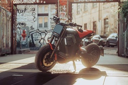 Brabus lança a primeira moto elétrica em parceria com a DAB Motors