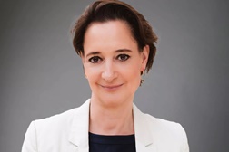 Katrin Adt nomeada CEO da marca DACIA