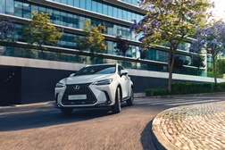 Lexus NX: conectividade avançada - Nova plataforma multimédia totalmente recriada