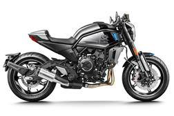 Já chegou a CFMoto 700CL-X Sport