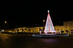 75 mil lâmpadas acendem  para iluminar o Natal em Grândola