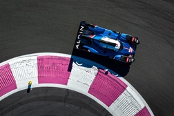 Alpine regressa à conquista do campeonato do mundo de resistência da fia em 2022 - Após ter regressado ao desporto automóvel em 2013
