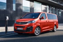 Novo Opel Zafira-e Life: viagens exclusivas com estilo e emissões zero - Elétrico com 100 kW de potência (136 cv) e 260 Nm de binário máximo