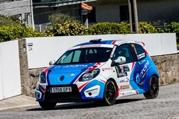 Veloso Motorsport com dois carros em Famalicão