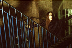 PJ Harvey estreia vídeo novo para o single “The Orange Monkey”