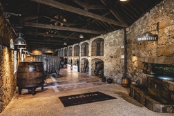 Caves de Vinho do Porto Burmester oferecem (ainda) mais história aos seus visitantes