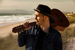 Luiz Caracol com dois concertos no Estoril