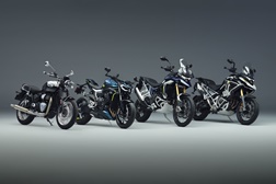 Triumph Motorcycles anuncia a chegada de 4 novos modelos até ao fim do ano - Bonneville T40, Street Triple 798, Tiger 900 e Tiger 1200