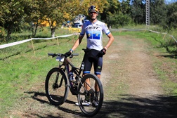 Tiago Ferreira e José Dias defendem cores nacionais no Mundial de XCM