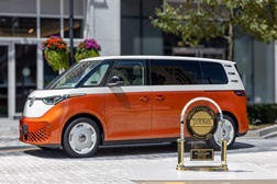 Volkswagen ID. Buzz distinguido como melhor monovolume no estudo J.D. Power Apeal 2025