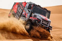 IVECO vitoriosa no Dakar 2023 - Com as equipas Boss Machinery De Rooy IVECO e Eurol De Rooy IVECO 