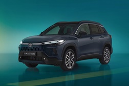 Novo Corolla Cross  - Um estilo SUV requintado e a distinta classe GR SPORT pela primeira vez no Corolla Cross