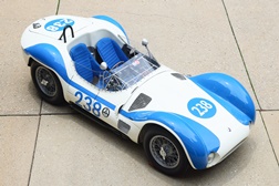 Um Maserati Tipo 61 Birdcage de 1959 foi vendido por 4,24 milhões de dólares  - No Pebble Beach Auctions 2026 da Gooding Christie, na Califórnia