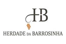 Cerca de uma centena de automóveis clássicos concentram-se este domingo na Herdade da Barrosinha