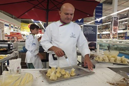 Makro de Faro promove Show-Cooking de sobremesas low-cost