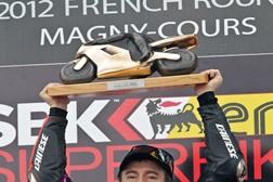 Max Biaggi conquista segundo título mundial de Superbikes