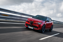 Alfa Romeo Junior vence “Design Trophy” na Alemanha - Na categoria "Automóveis pequenos/Citadinos/Compactos"