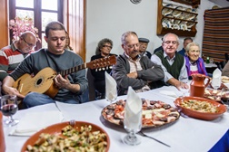 Centro de valorização da viola campaniça e canto de improviso em S. Martinho das Amoreiras