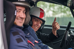 Lancia assinala o seu regresso oficial aos ralis  - Carlos Tavares, CEO da Stellantis, testou o novo Ypsilon Rally4 HF 