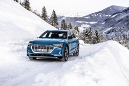 Audi recolhe SUV E-Tron para correção técnica - Formação de humidade no sistema elétrico poderia afetar componentes
