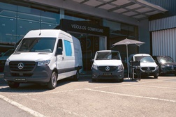 Soc. Com. C. Santos cede elétricos Mercedes-Benz Vans de cortesia a clientes da oficina