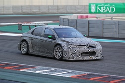 Ma Qing Hua completa o Plantel para o WTCC