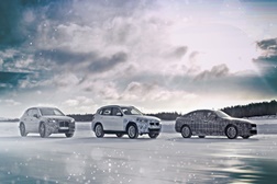 A BMW anda a testar na neve os seus futuros elétricos - Sob condições extremas: iX3, i4 e o iNEXT 