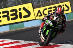 Mundial Superbike, MagnyCours - Rea renova antecipadamente com vitória