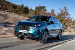 Peugeot abre as encomendas para o novo 3008 plug-in Hybrid - Chega ao mercado português em novembro