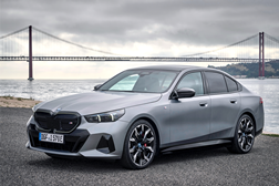 Vendas do BMW Group crescem 32% em 2023 - No conjunto das três marcas do grupo BMW, MINI e BMW Motorrad