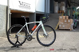 Berg Cycles Factory Team soma e segue…